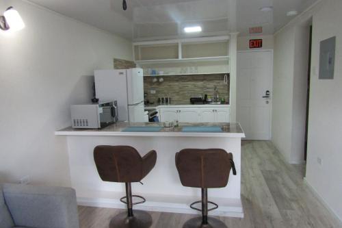 Prospect Apartment | 102 Batts Rock Beach Condos