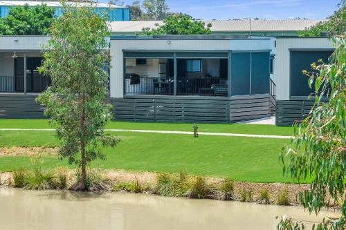 Moama House | #15 Highview