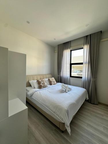 Nong Chaeng House | 2 Bedroom Modern House