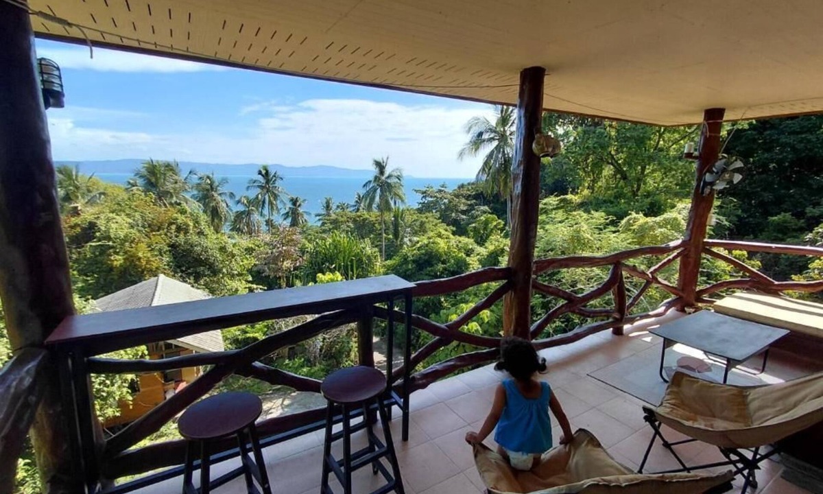 Baan Tai House | 2 Bedroom Private Home Perfect for Families - Kitchen -Seaviews -fast Wifi