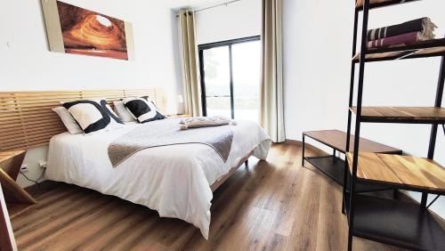 Azinhal e Amendoeira Bed & Breakfast | 2-Chambre d'hôte Vila Alegria Estói - Faro