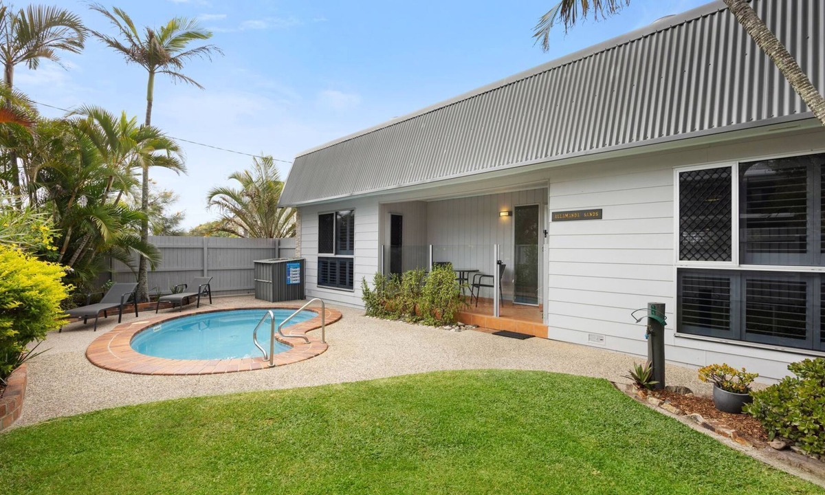 Peregian Beach House | 23 Oriole Avenue, Peregian Beach "Allamanda"