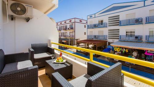 Altura Apartment | 2BD Apartment in Alagoa Beach by LovelyStay