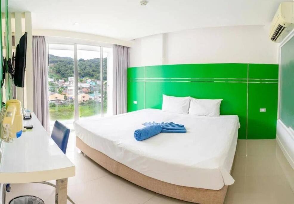 Patong Apartment | 2BR Elite Hotel Patong with Balcony- Thailand