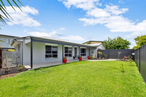 Virginia House | 3 Bedroom Fully Renovated Home away from Home