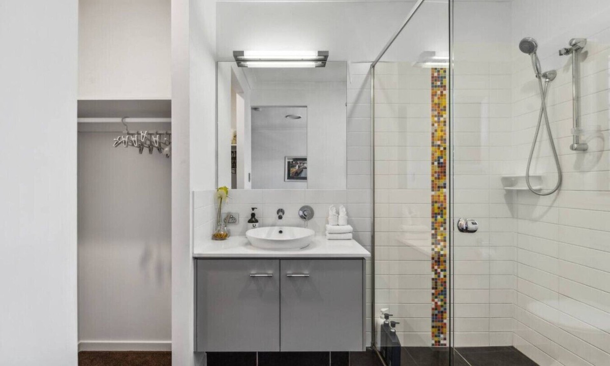 Calamvale House | 4 Ensuites|Patio Pool Billiards Media Room