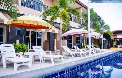 Bang Sare Resort | 4 Palms Resort