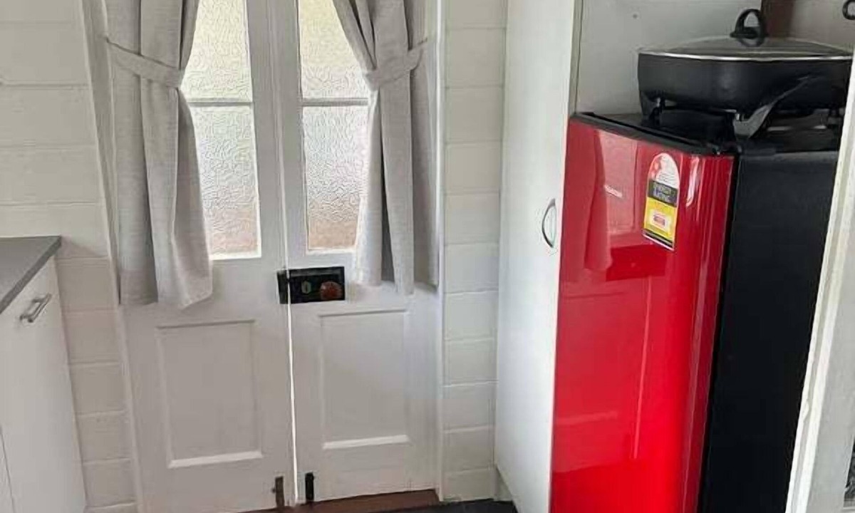 Rockhampton House | 45 Kent Street Room A