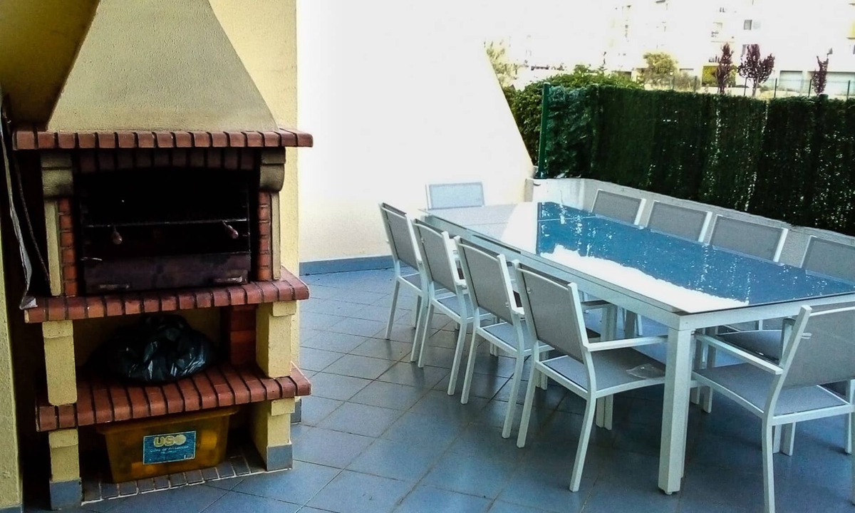 Telheiro Condo | 500mt from the Beach, 500mt Marina, Wifi, Swimming Pool, Children's Playground