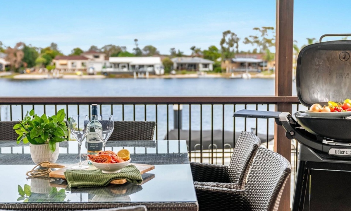 Yamba House | Acacia Shores | Waterfront