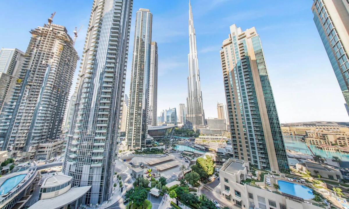 Downtown Dubai Apartment | Act 2 Luxury 2BR Facing Burj Khalifa & Fountain