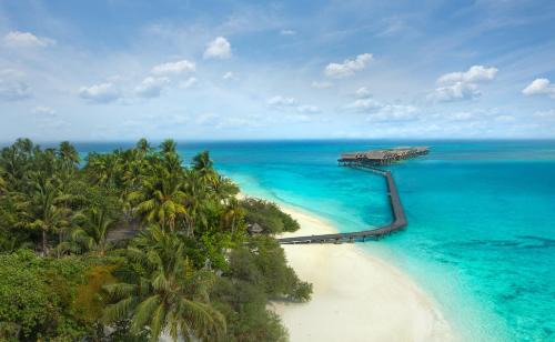 Lhohifushi Resort | Adaaran Select Huduran Fushi - Free Dine around Premium All Inclusive 24 hours - 30 mins by Speedboat