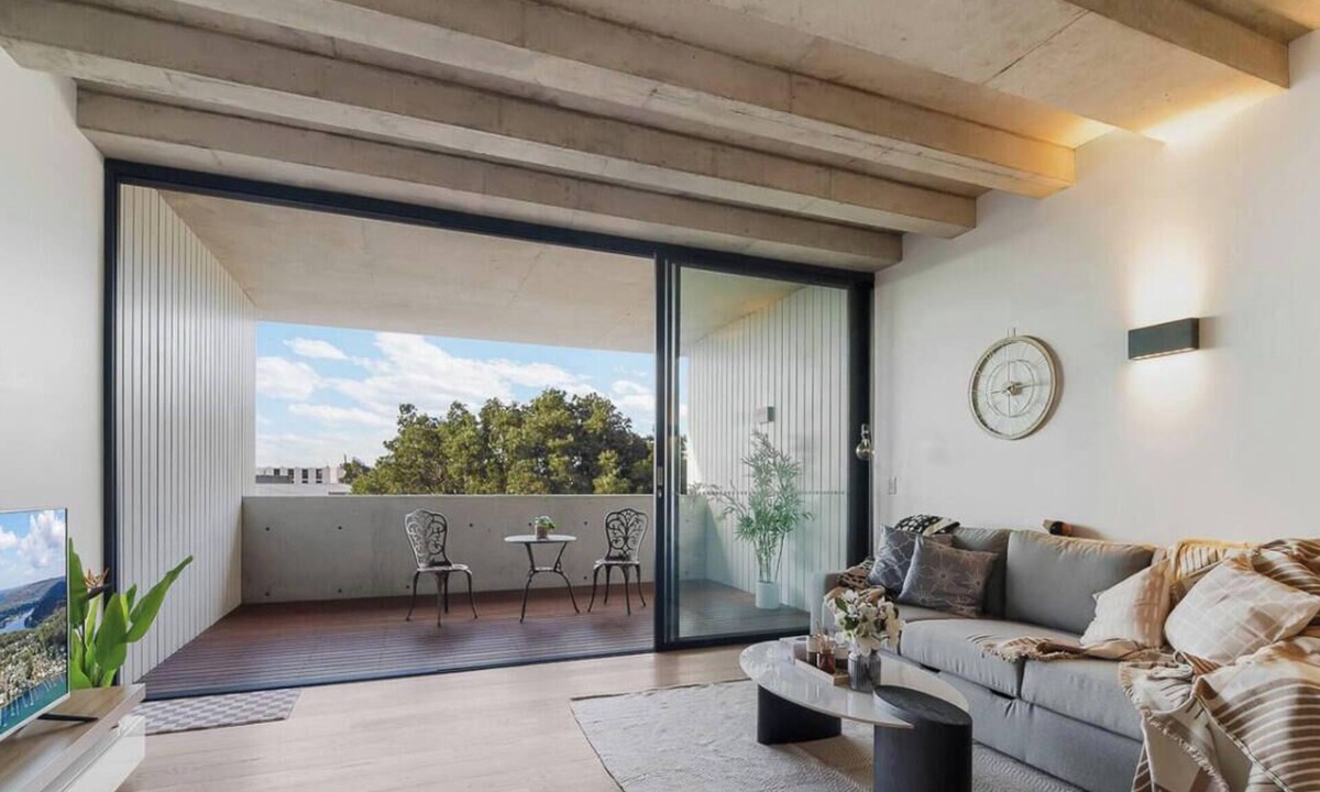 Alexandria Apartment | Alexandria Raw Space Living | near CBD