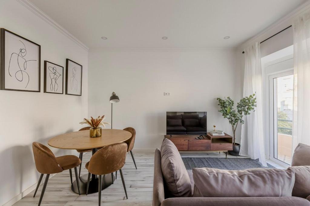Mina Apartment | Amadora Flat 6