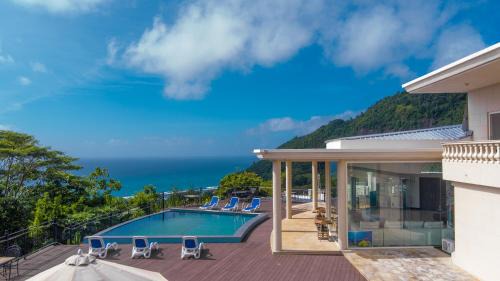 Mahe Island Hotel | Amanda Villa - Best Value Mountain top Inn