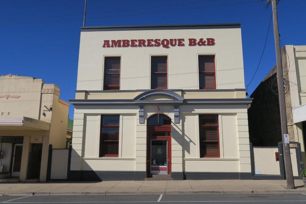 Rutherglen Bed & Breakfast | Amberesque B&B