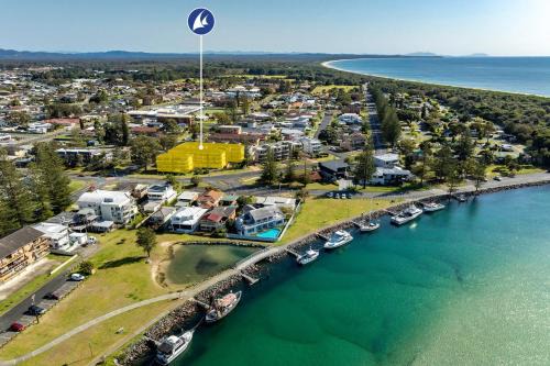 Tuncurry Apartment | Anchorage 10