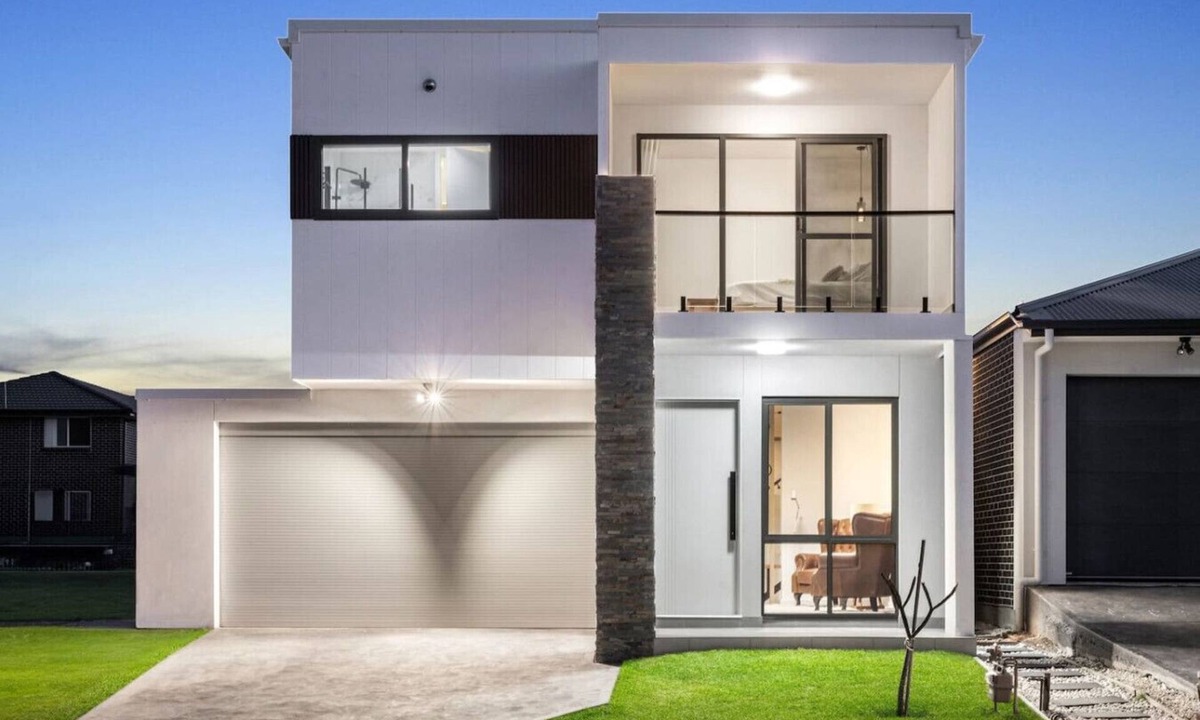 Austral House | Austral Luxury 5Br Classic Model House