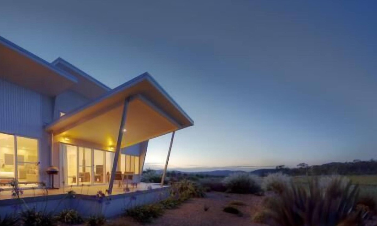 Ballandean House | Azjure Studio Retreat