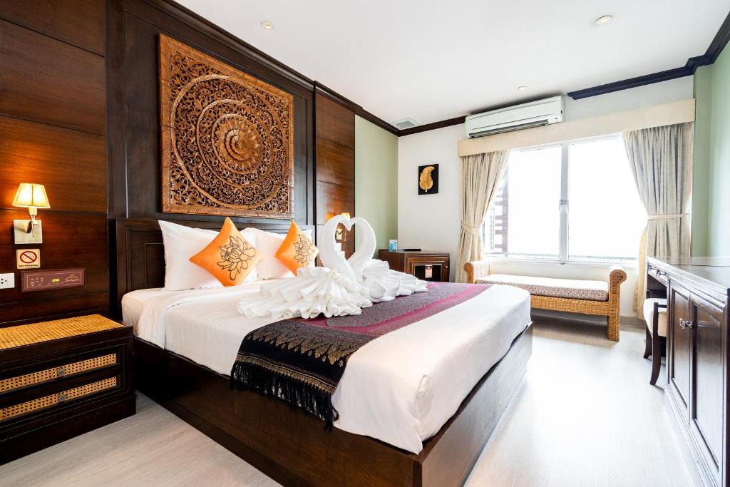 Bangkok Central Business District Resort | Baan Sukhumvit Soi 18