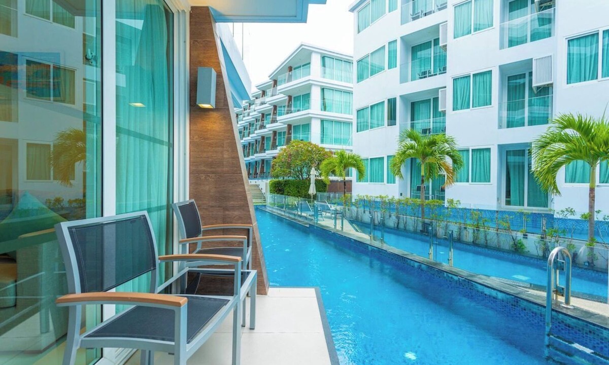 Ban Saiyuan Apartment | Bachfront Seaside Escape Pool Access C109