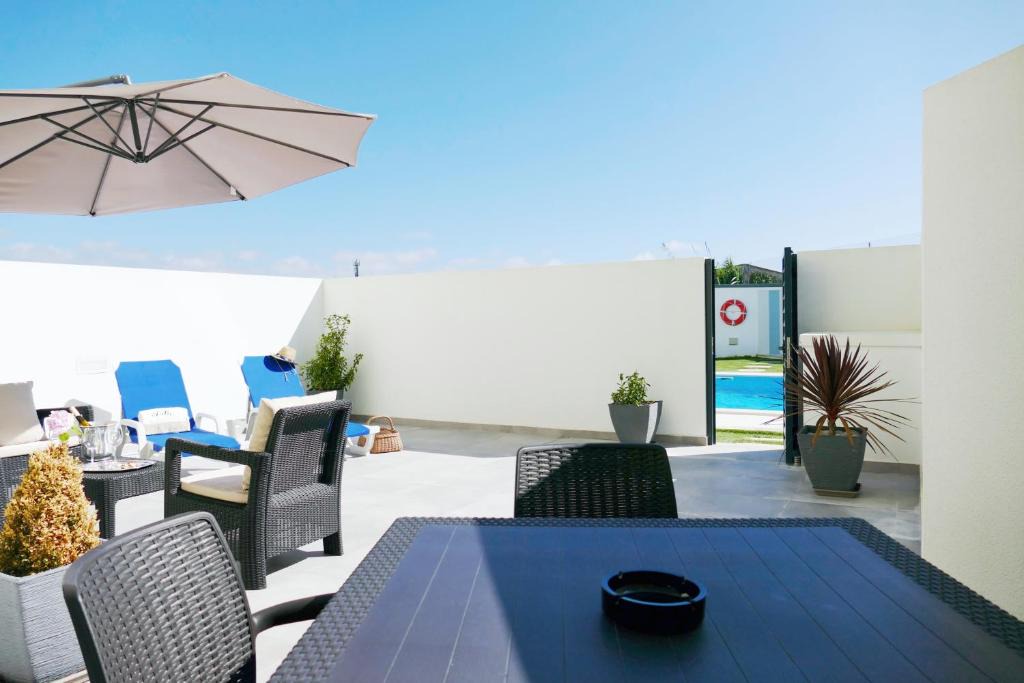 Ferrel Apartment | Baleal poolfront apartment