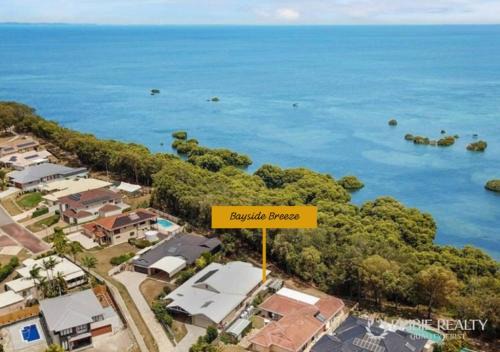 Sandstone Point House | Bayside Breeze