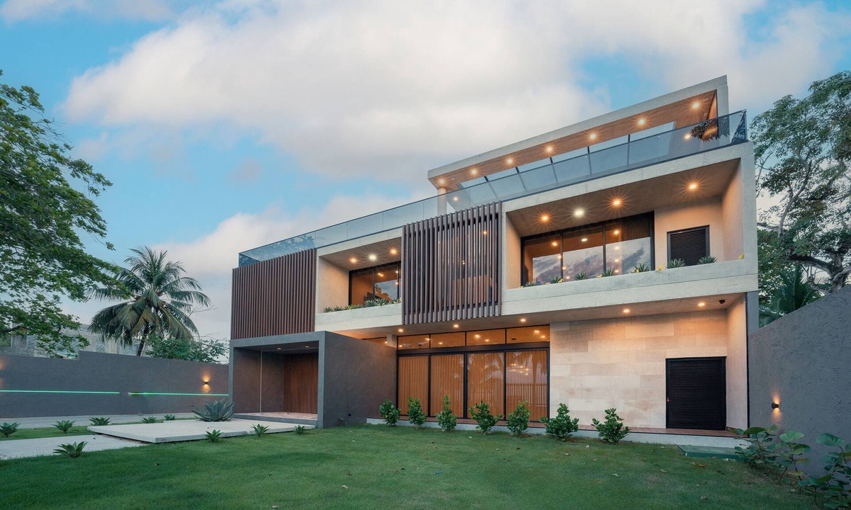 Jaco Villa | Beachfront Paradise centrally located to all things Jaco.