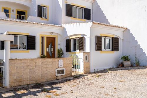 Alagoas House | Bemposta Residence