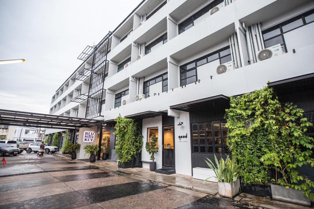 Surat Thani Hotel | Blu Monkey Hotel Surat Thani