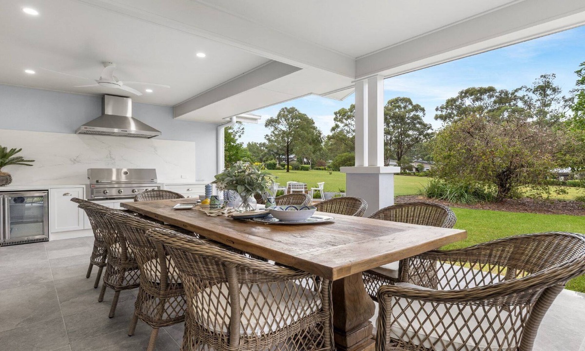 Pokolbin House | BLUE GUM ESCAPE - THE VINTAGE HOLIDAY HOUSES