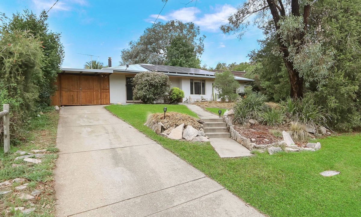Beechworth House | Blue Moon, Beechworth