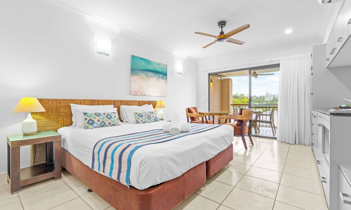 Trinity Beach Apartment | Bluewater Hideaway - Lagoon Outlook by Trinity Beach