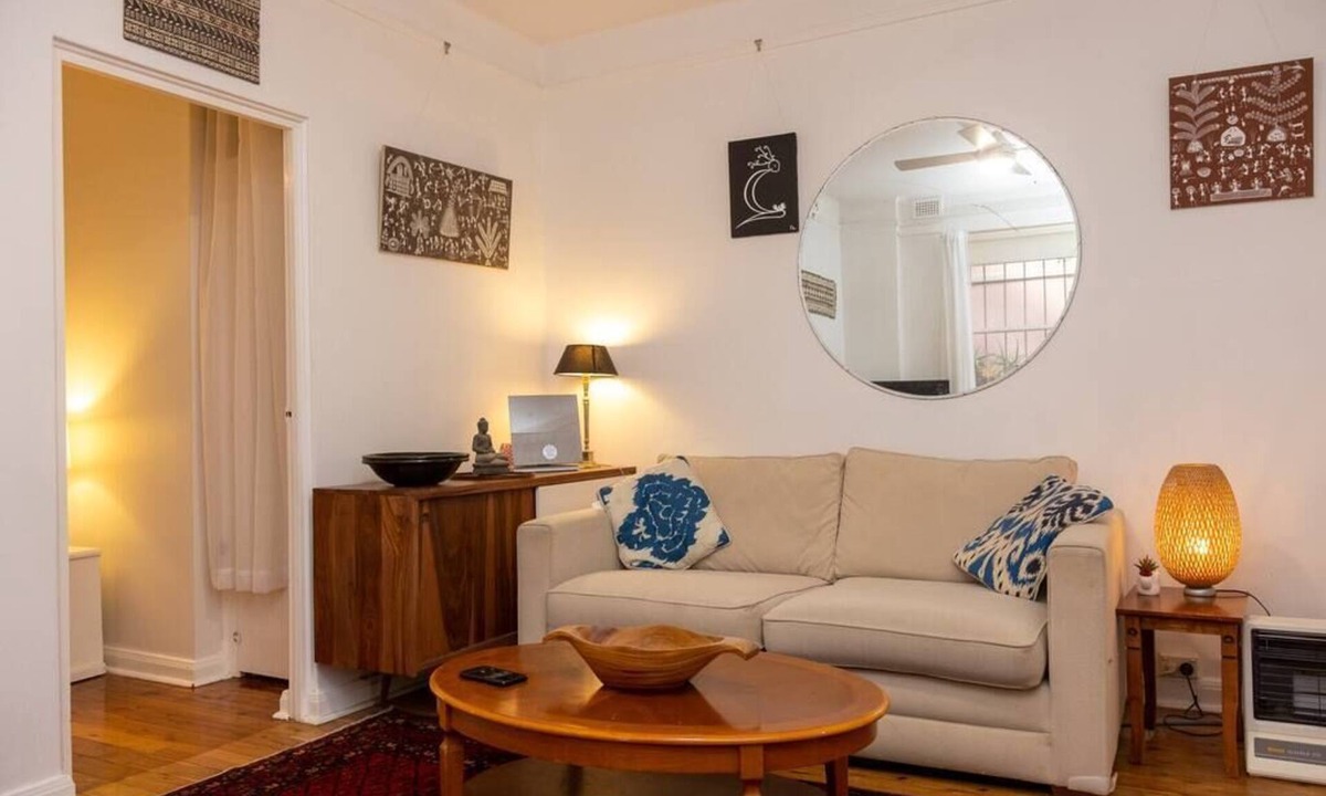 Bondi Beach Apartment | Bondi local garden living, 5 mins walk to beach
