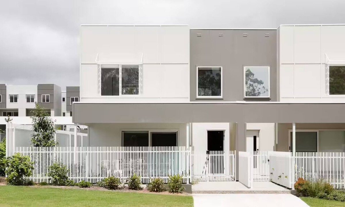 Rochedale House | Brand new 3BR townhouse -Modern comfy family home