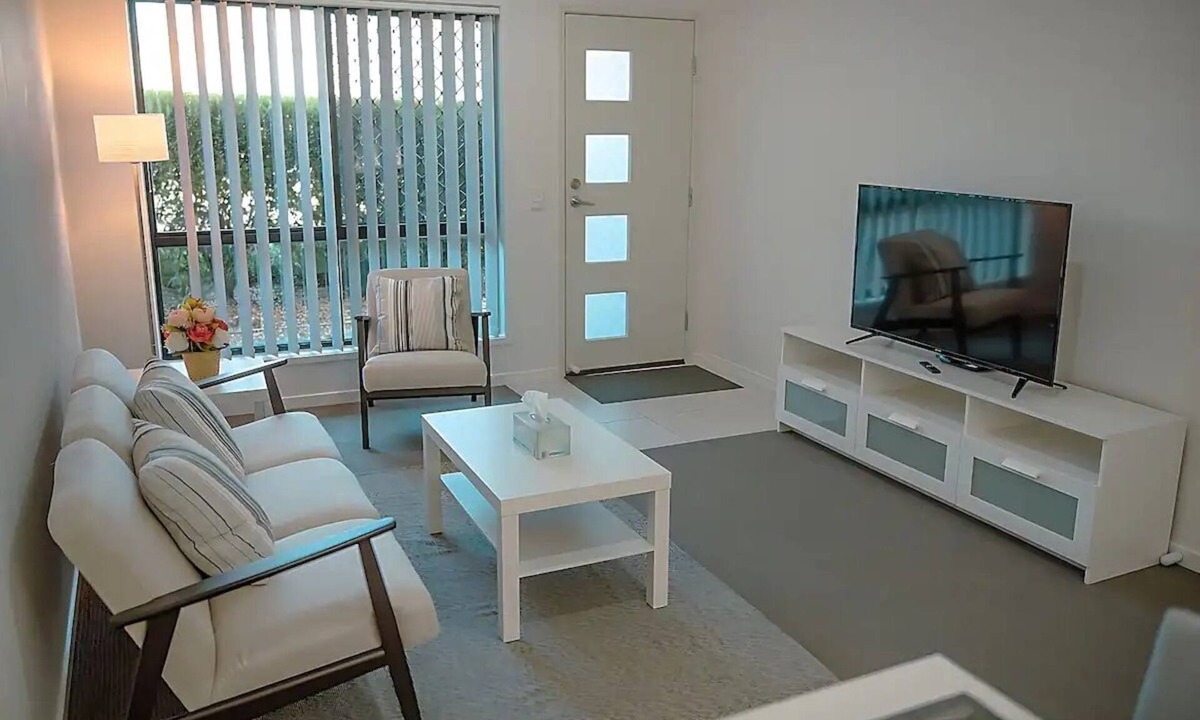 Doolandella House | Brand New Furniture/Stylish Decor/3 Bedrooms