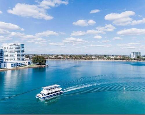 Mandurah House | Budget Friendly Accommodation