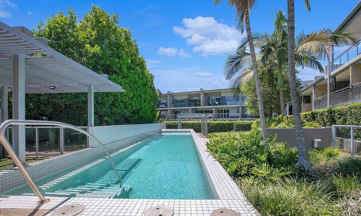 Bulimba Apartment | Bulimba Solace Poolside Living by Brisbane River
