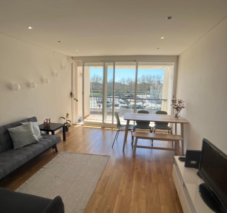 Carcavelos Apartment | Carcavelos Nova University super location T2
