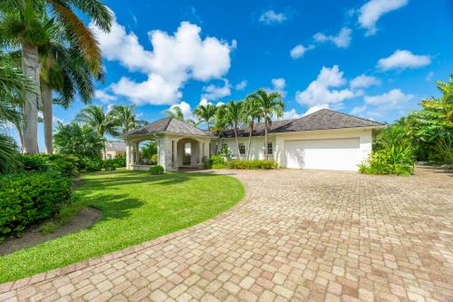 Weston Villa | Carlton Ridge By Island Villas