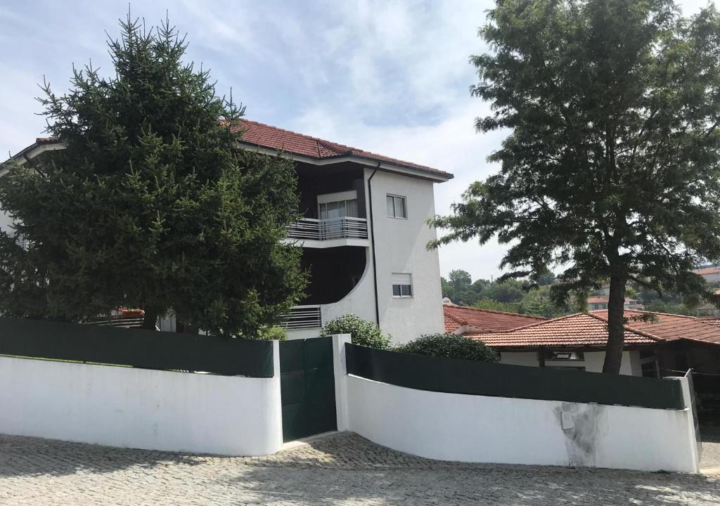 Teloes House | Casa do Nini