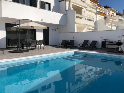 Retur House | Casa Dulcelina Monte Gordo, Algarve, Portugal