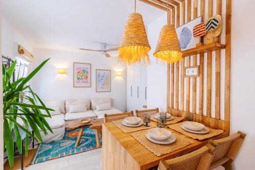 Burgau Apartment | Casa Phoebe - NEW Renovated Burgau Apartment Sleeps 5 - Beach 1 min