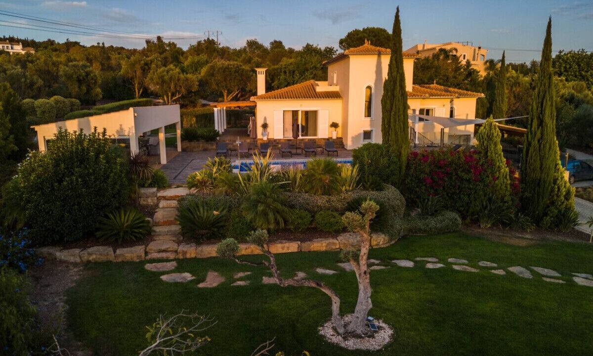 Loule Villa | Casa Rosa - Heated Pool & Sea Views