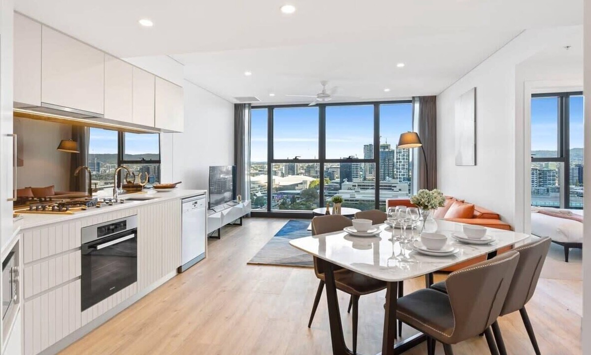 Brisbane Central Business District Apartment | CASSA ONE - Pool, Gym, BBQ & River View Apt CBD