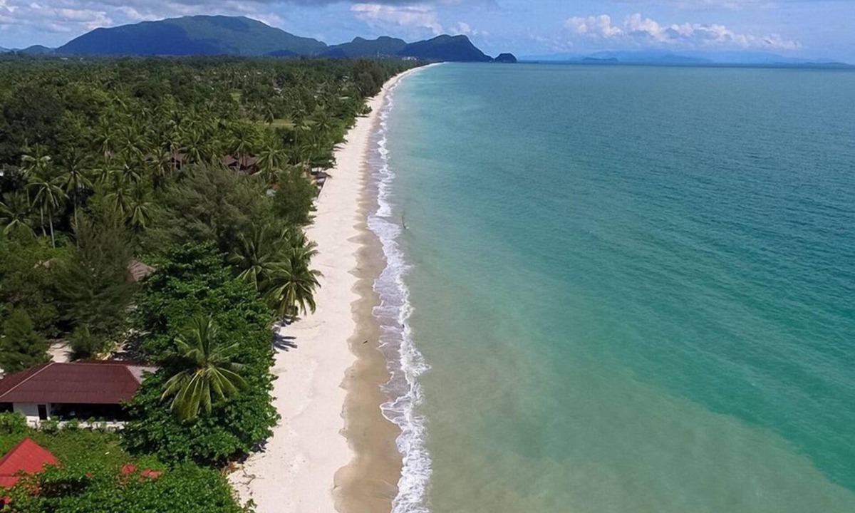 Khanom Hotel | CC Beach Resort