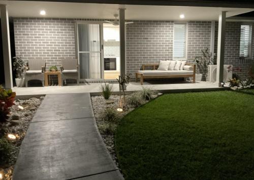North Boambee Valley House | Chay's Guest House