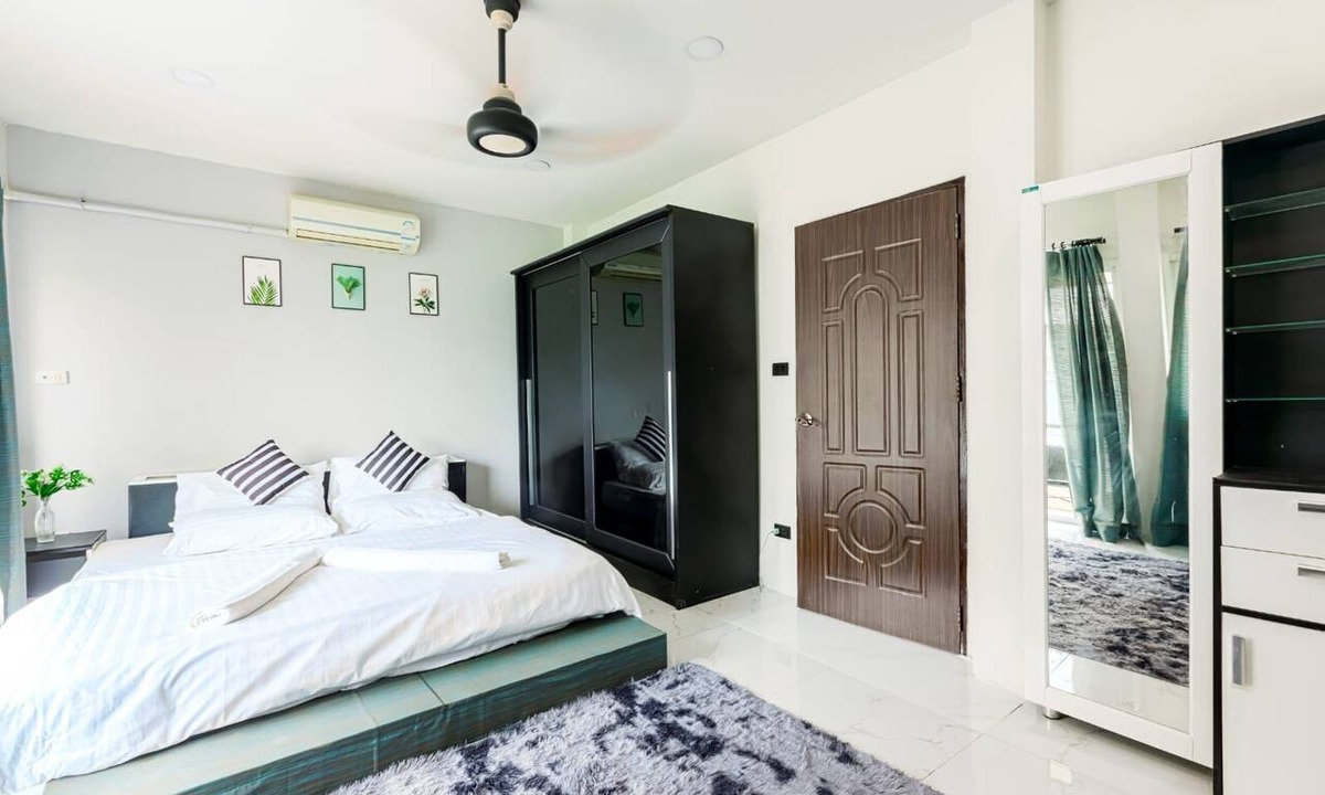 Bang Kho Laem Villa | CITY VIEW ROOM