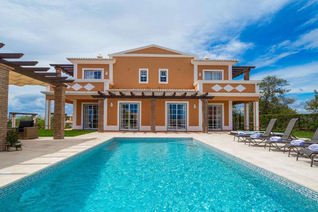 Estombar Resort | Colina da Lapa & Villas