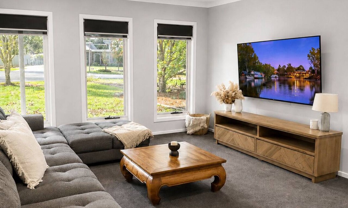 Moama House | Comfort on Clarke
